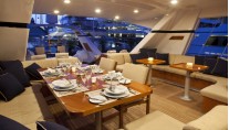REE Alfresco Dining